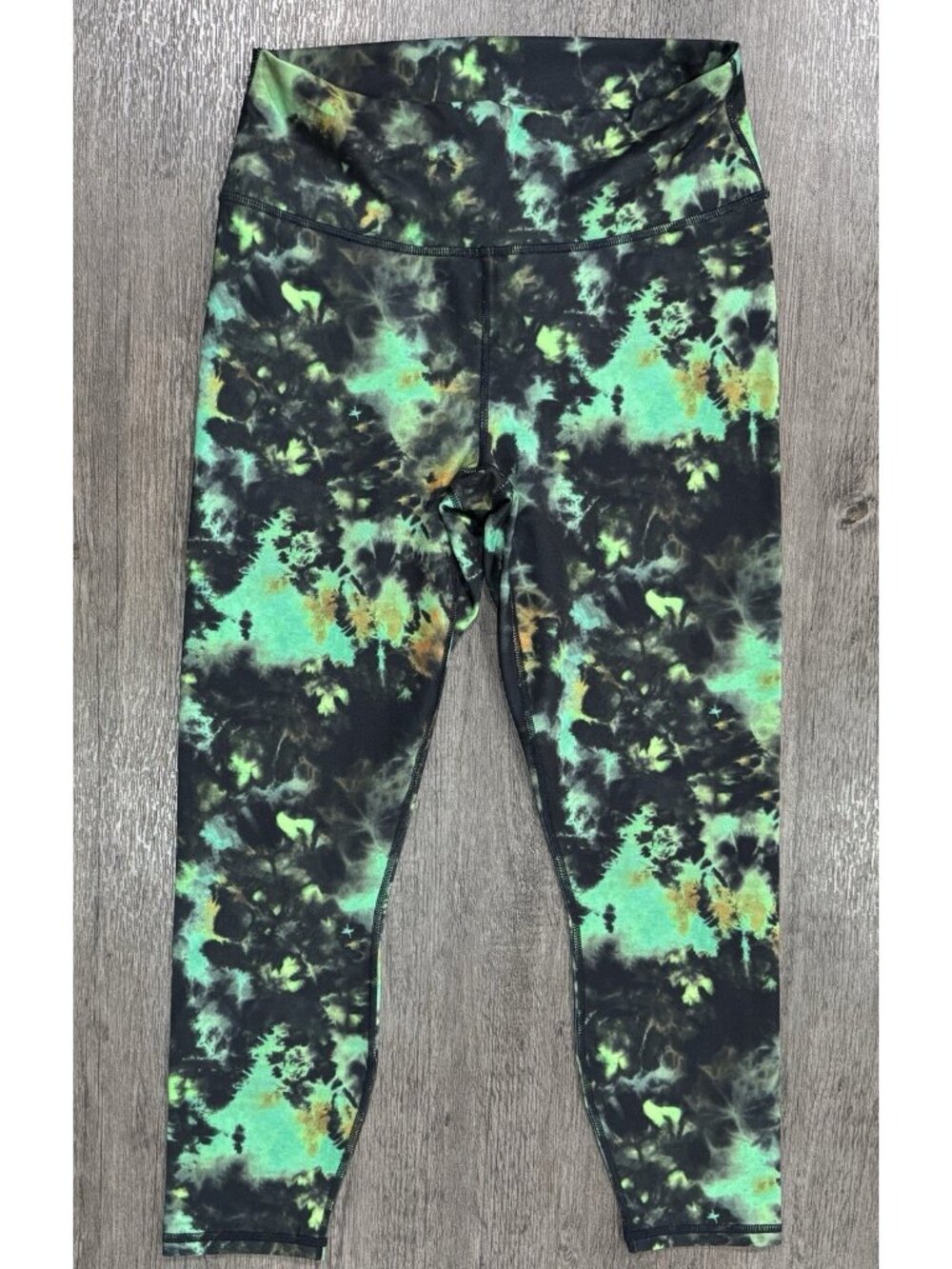 Fabletics Define High Waisted Leggings 7/8 Womens L 10 PowerHold Yoga Gym Green